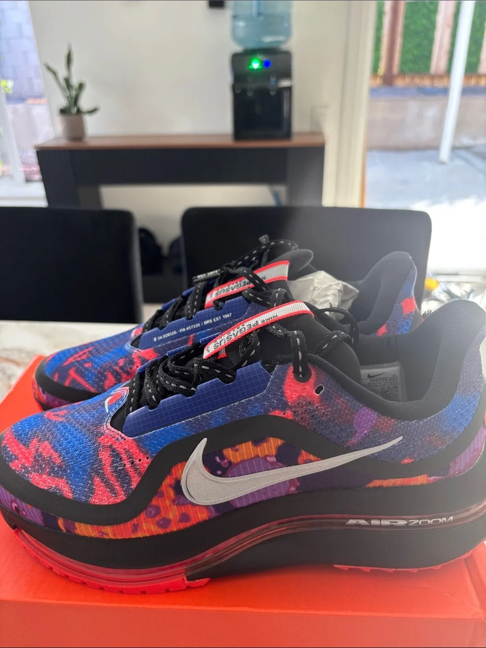 Nike Men's Multicolor Blue Red Graphic Running Sneakers